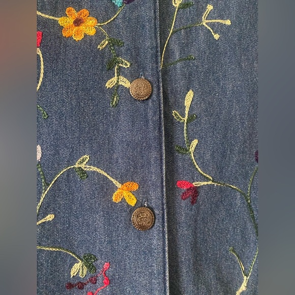 Parisian Works Blue Floral Embroidered Jean Jacket - Picture 11 of 13